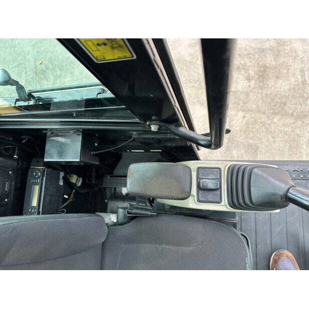 2017 Caterpillar 305.5E2-44525216