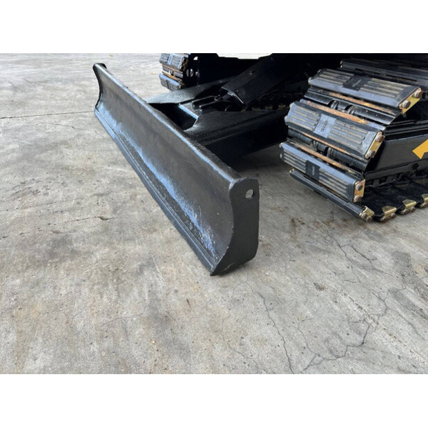 2017 Caterpillar 305.5E2-44525220