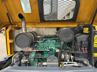 2016-volvo-ec55d-1398095-44525361