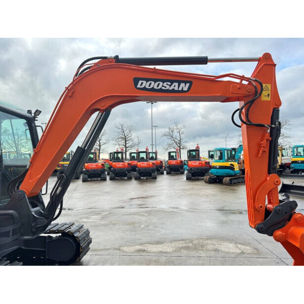 2018 Doosan DX55-9C-44525469