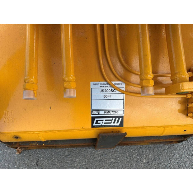 2025 JCB JS200SC-44525653