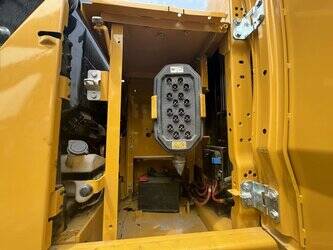 2024-caterpillar-323gc-1398202-44538547