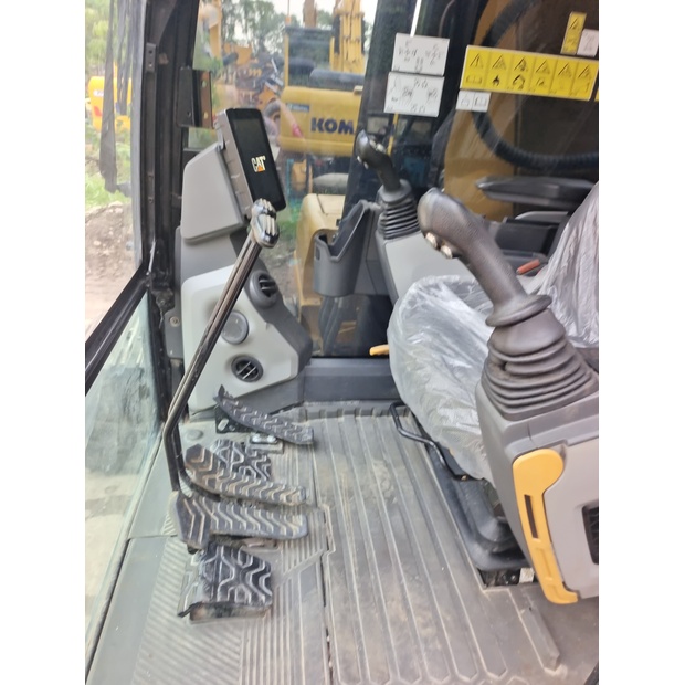 2024 كاتربيلر 320GC-44538590