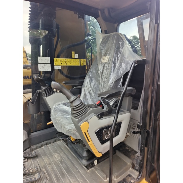 2024 كاتربيلر 320GC-44538592