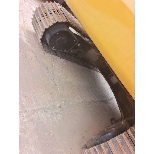 2024 كاتربيلر 323GC-44538599