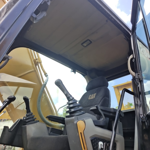 2024 Caterpillar 320GC-44538683