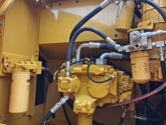 2024-caterpillar-323d-1398206-44538750