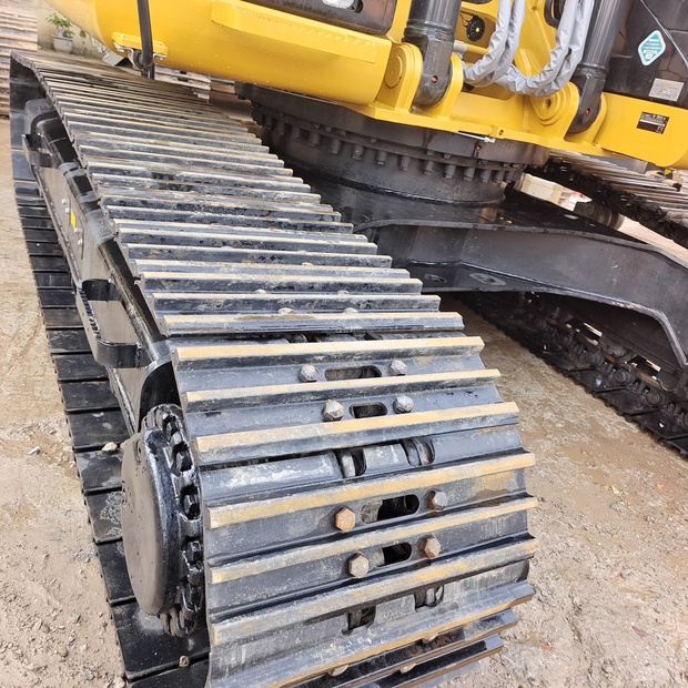 2024 كاتربيلر 329D-44538833