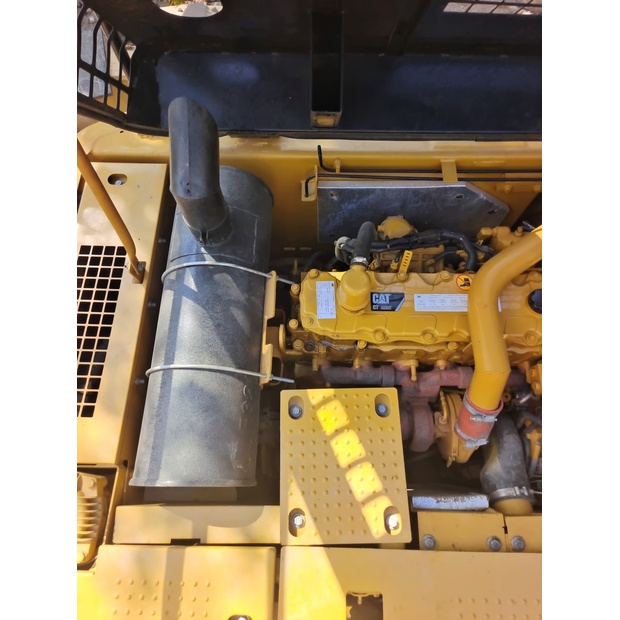 2024 Caterpillar 329D-44538860