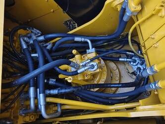 2024-caterpillar-323d-1398208-44538901