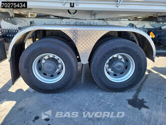 2023-mercedes-benz-arocs-3348-1256286-44538978