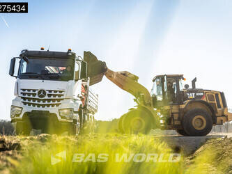 2023-mercedes-benz-arocs-3348-1256286-44539006