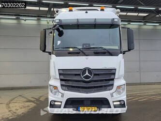 2016-mercedes-benz-actros-1932-44539027