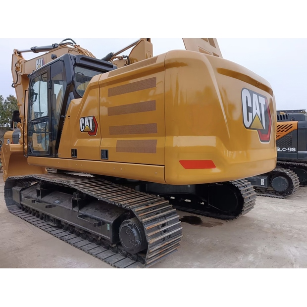 2024 كاتربيلر 330GC-44539058