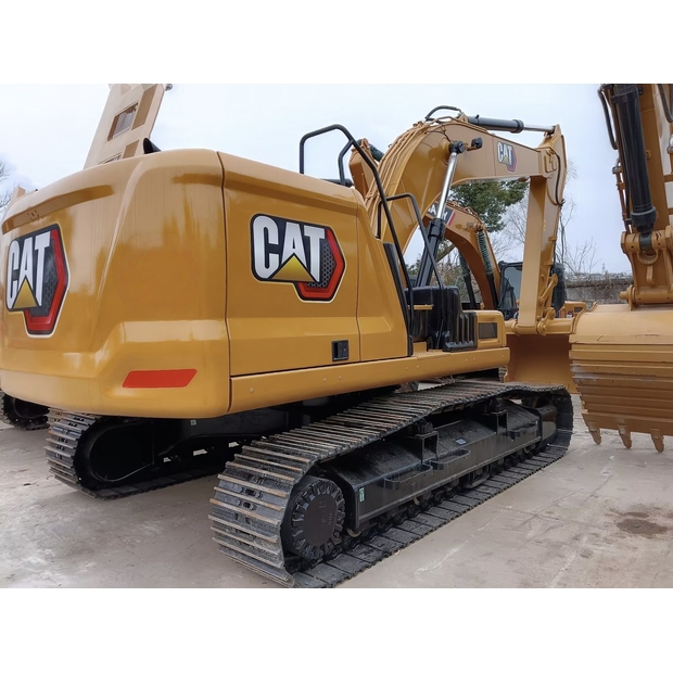 2024 كاتربيلر 330GC-44539059