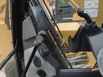 2024-caterpillar-330gc-1398213-44539060