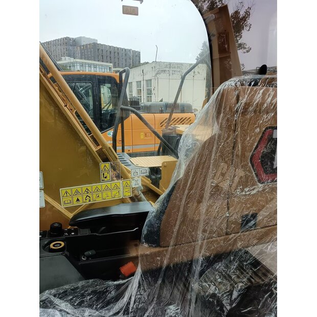 2024 كاتربيلر 330GC-44539066