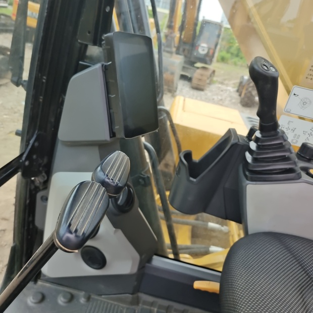 2024 Caterpillar 330GC-44539192