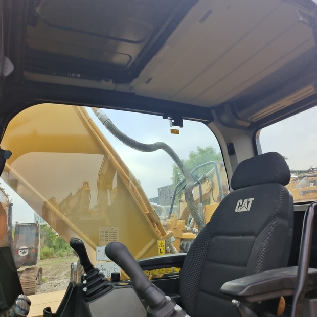 2024 Caterpillar 330GC-44539194