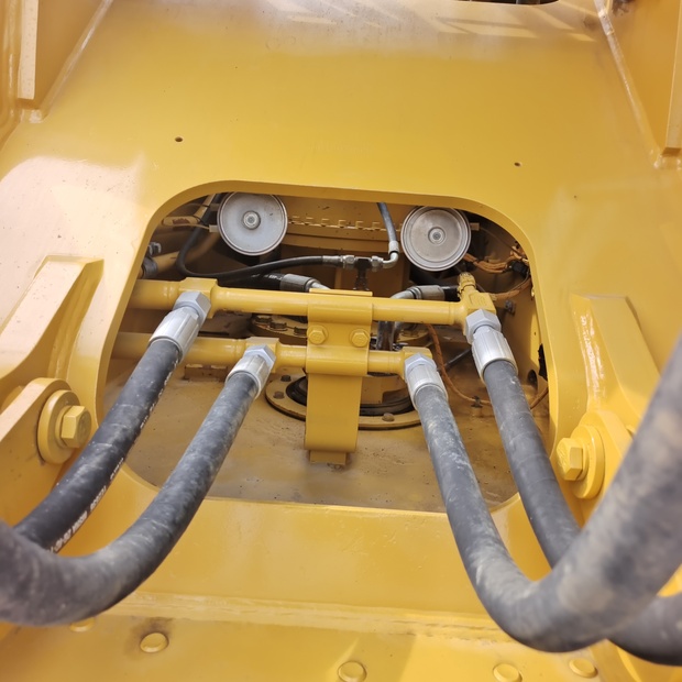 2024 Caterpillar 330GC-44539201