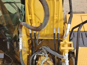 2024-caterpillar-330gc-1398212-44539204