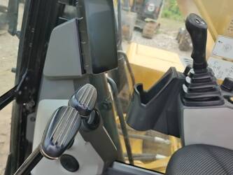 2023-caterpillar-330gc-1398215-44539285