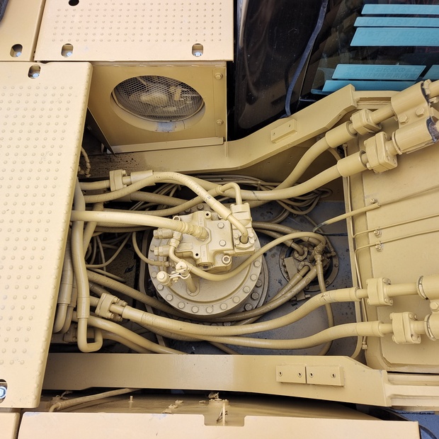 2024 كاتربيلر 336D-44539332