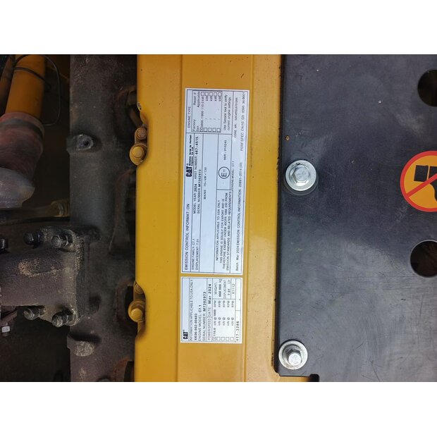 2024 Caterpillar 320D-44539365