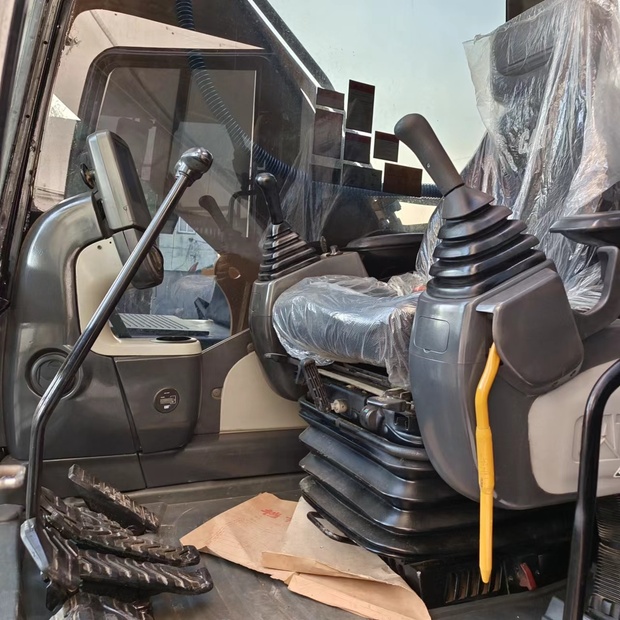 2024 كاتربيلر 330D-44539504