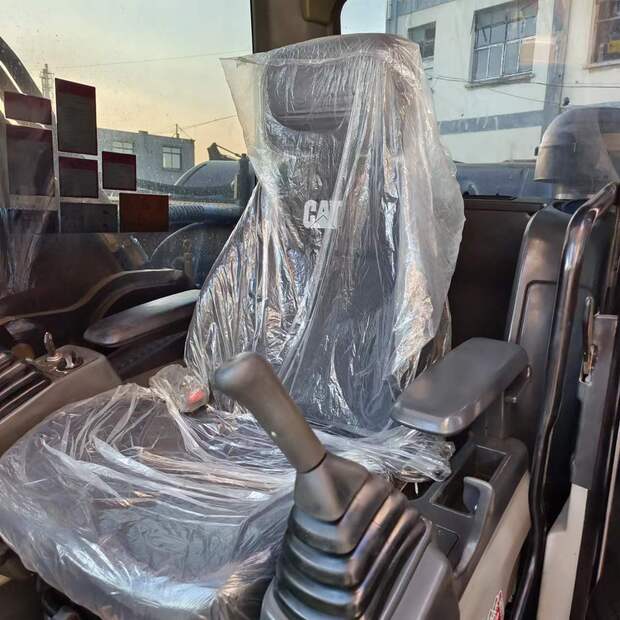 2024 كاتربيلر 330D-44539505