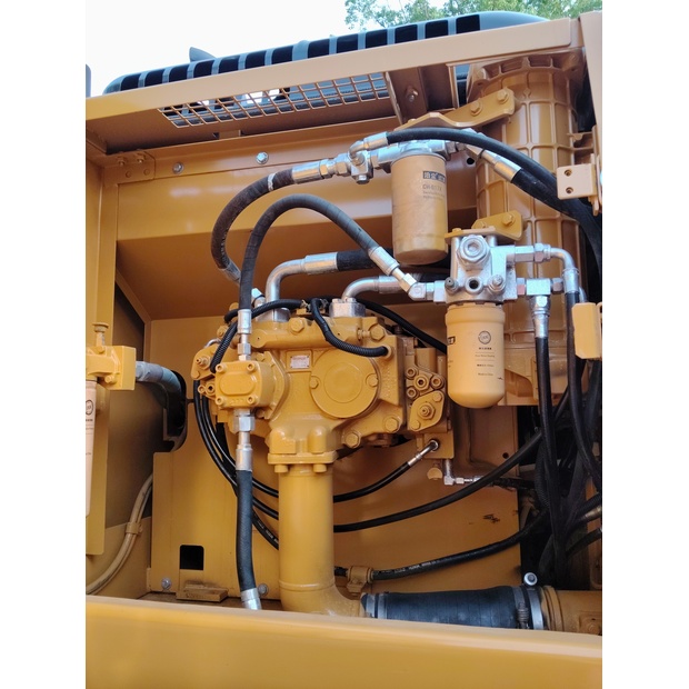 2024 كاتربيلر 330D-44539543