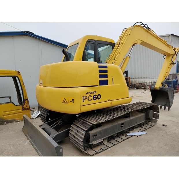 2023 كوماتسو PC60-7-44539827