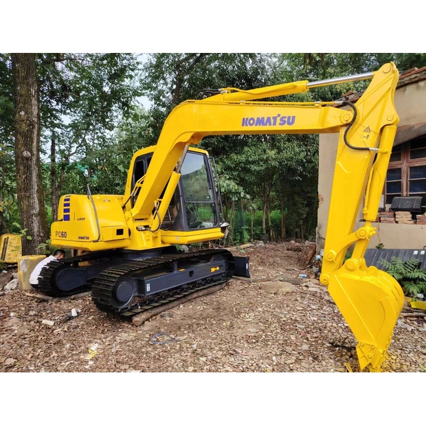 2024 كوماتسو PC60-8-44539835