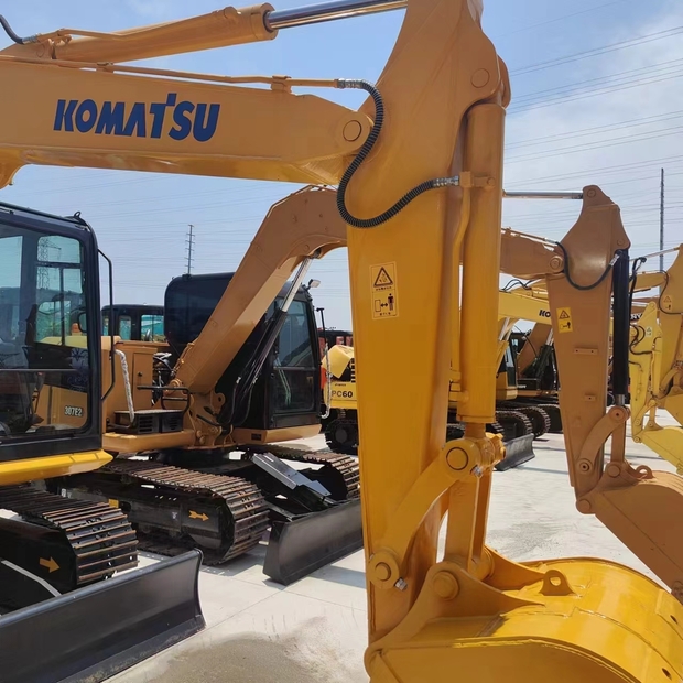 2024 Komatsu PC70-8-44539848
