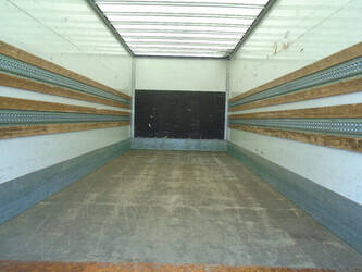 2018-iveco-eurocargo-120e21-1398251-44540203