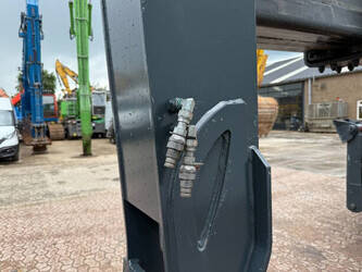 2014-magni-rth-5-21-1398259-44540563