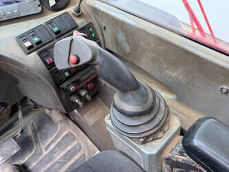 2013-manitou-mrt2150-1398260-44540596