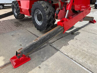 2013-manitou-mrt2150-1398260-44540608