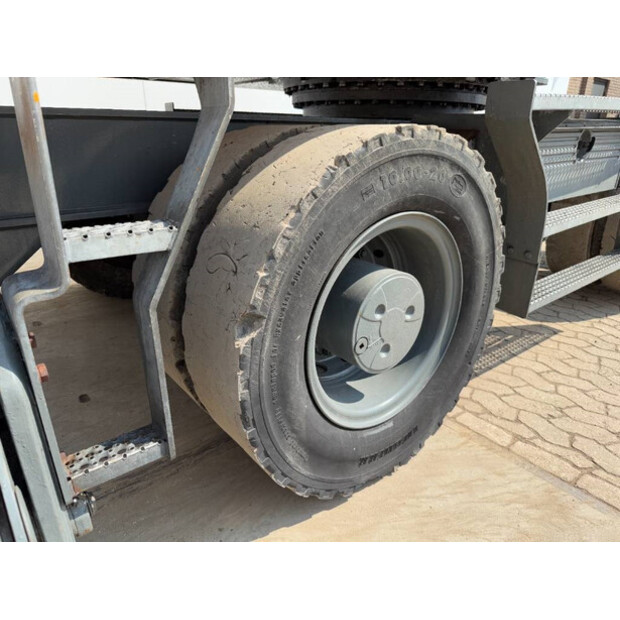 2013 ليبهير LH22M-44540665