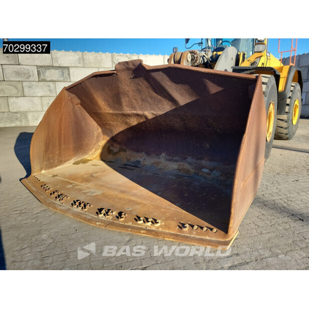 2017 فولفو L250H-44541360