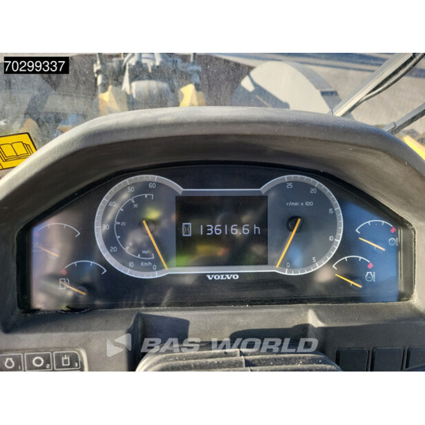 2017 فولفو L250H-44541384