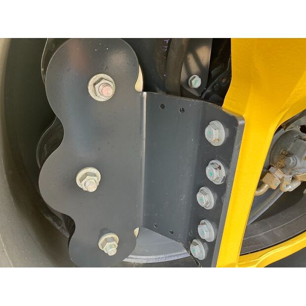 BOMAG BW 174 AP-5-44542102