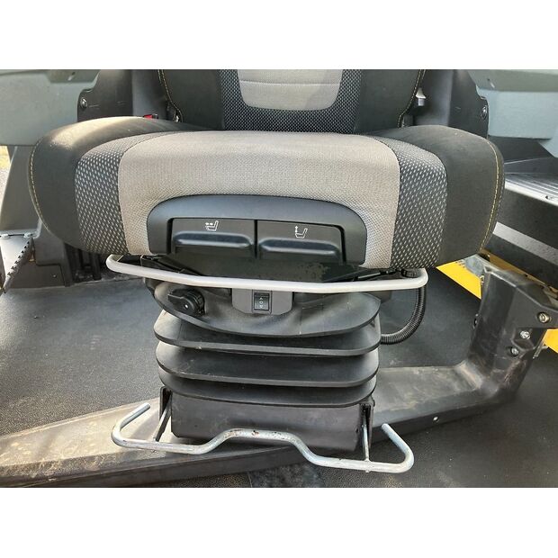 BOMAG BW 174 AP-5-44542118