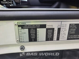 2015-scania-r410-1324941-44542573