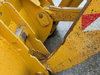 2023-komatsu-8-44548903