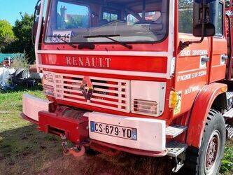 صورة ل شاحنات 1997 رينو M180