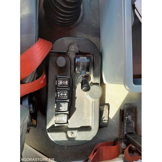 1997 رينو M180-44555596