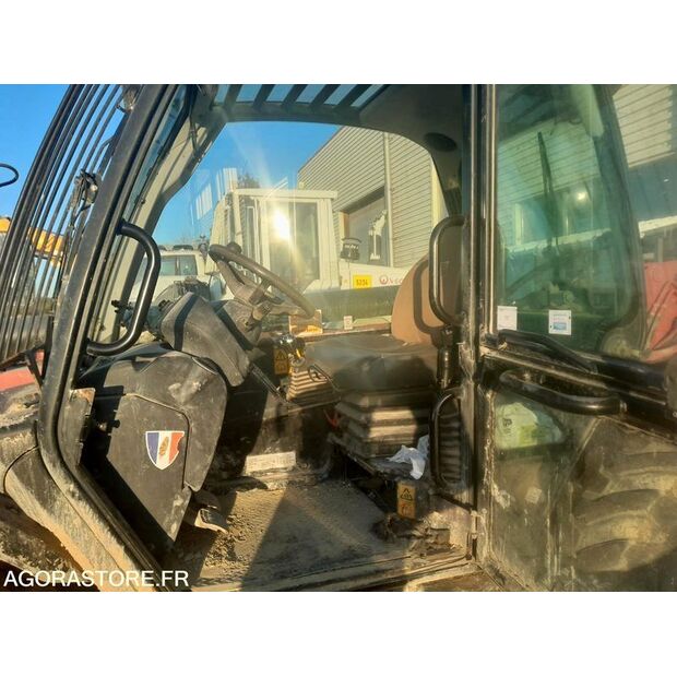 جيه سي بي 540-140-44555693