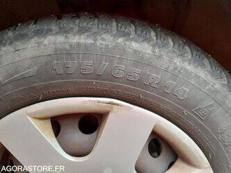 2006-renault-kangoo-1398332-44555709