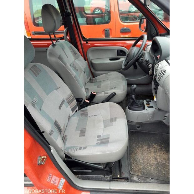2006 رينو Kangoo-44555716